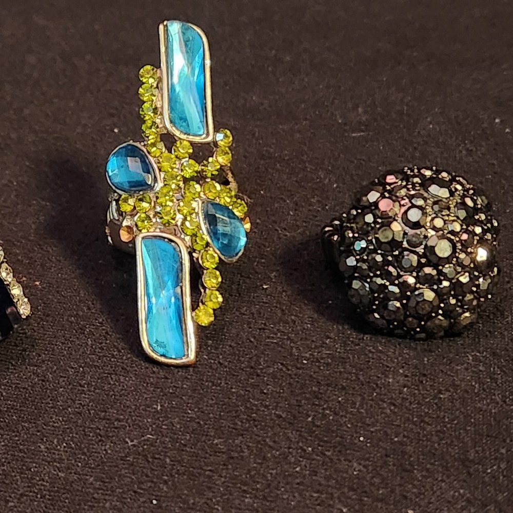 Rings - Picture 2 of 4
